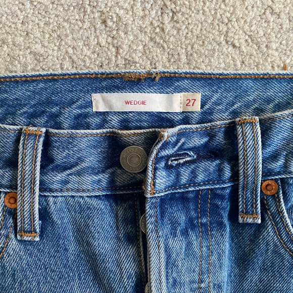 Levi’s Wedgie Straight Jean size 27W - Picture 2 of 2